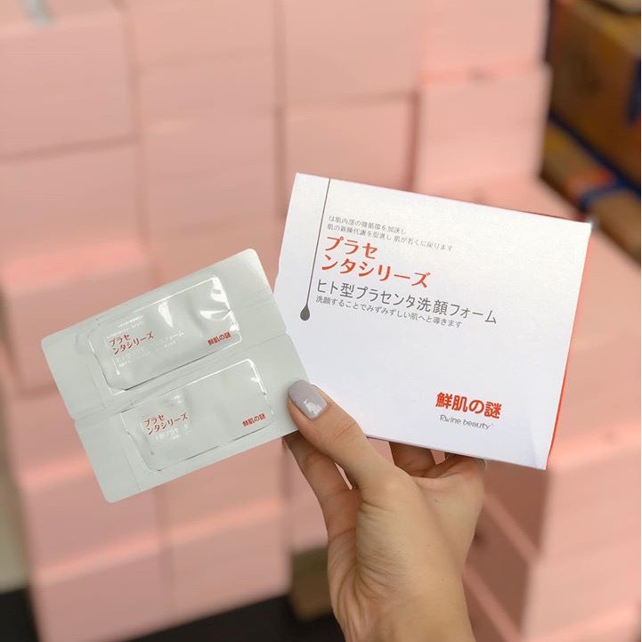 Ủ Trắng Face Nhau Thai Cừu Chuẩn Nội Địa Nhật ( lẻ 1 miếng )