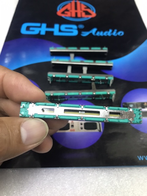 Volum của mixer soundcaft