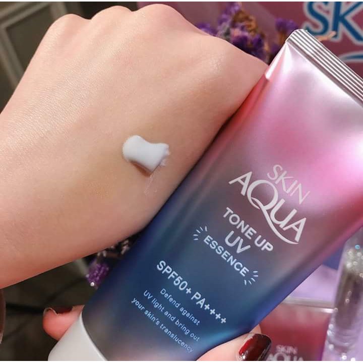 Kem chống nắng Skin Aqua Nhật Bản màu hồng và xanh