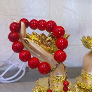 Vòng san hô đỏ