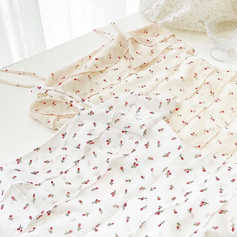 [Mã SKAMFA06 giảm 10% tối đa 50K đơn 0Đ] Naked By V - Váy mini hoa nhí chiffon CupCake Dress (Trắng) | BigBuy360 - bigbuy360.vn