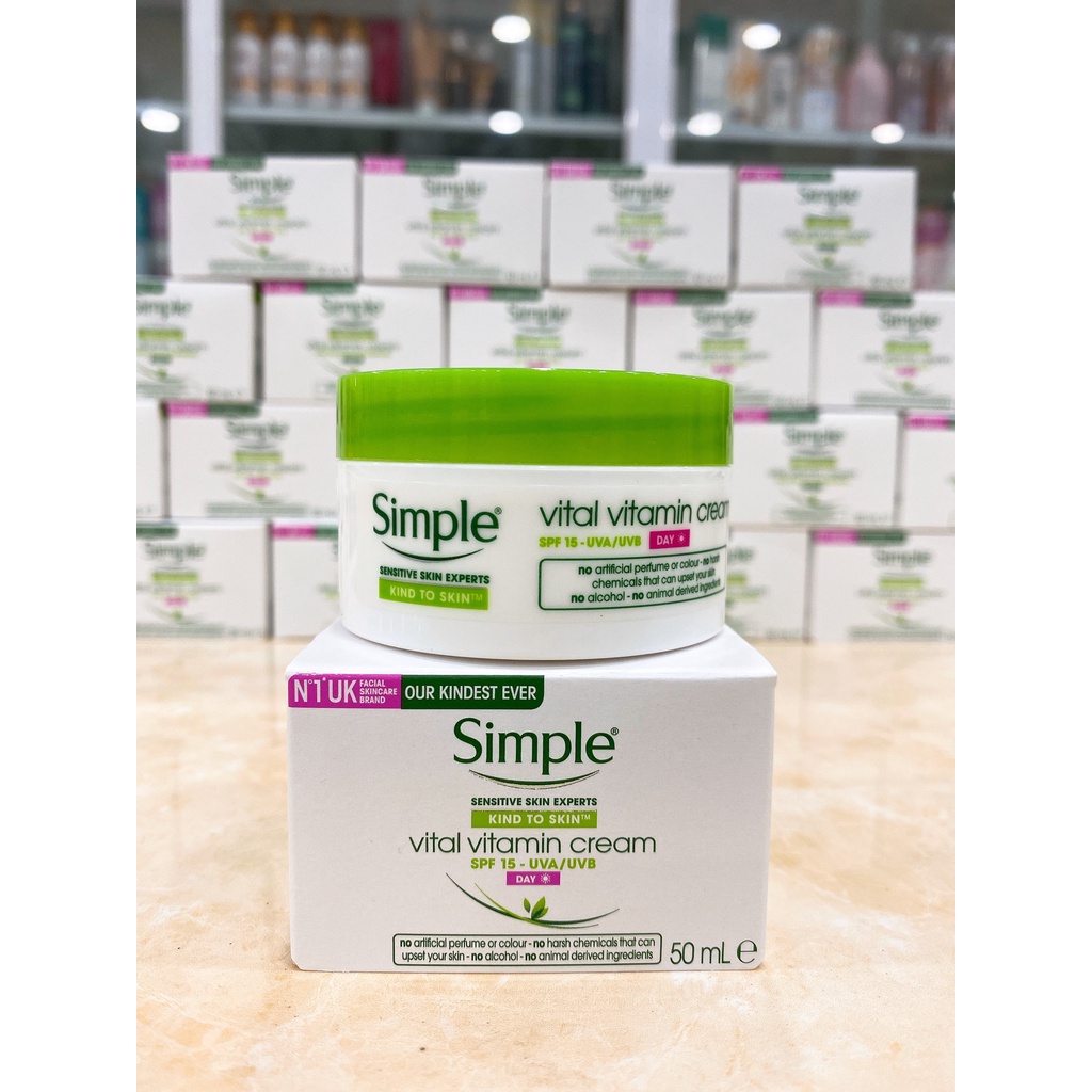 Kem Dưỡng Da Ngày - Đêm Simple Kind To Skin Vital Vitamin 50ml