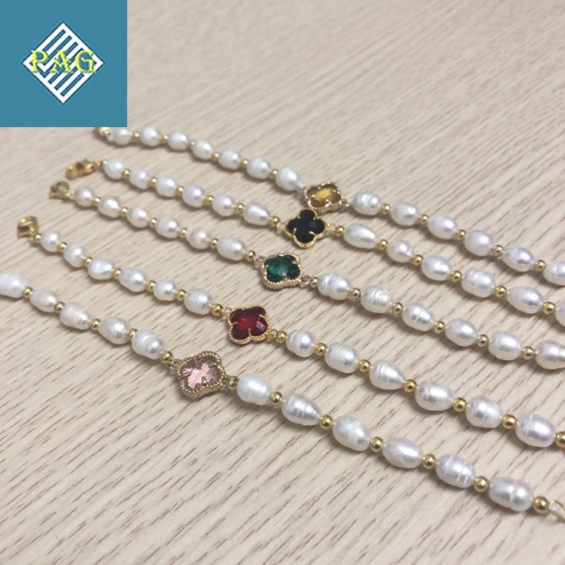 Vòng Tay Pearl Nước Ngọt AAA Mix Cỏ Bốn Lá Xinh Xắn