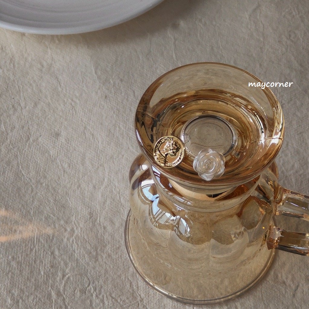 Khuyên tai bất đối xứng hoa đồng xu chốt mạ bạc 925 cao cấp B746