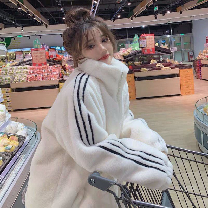 Áo khoác lông thú