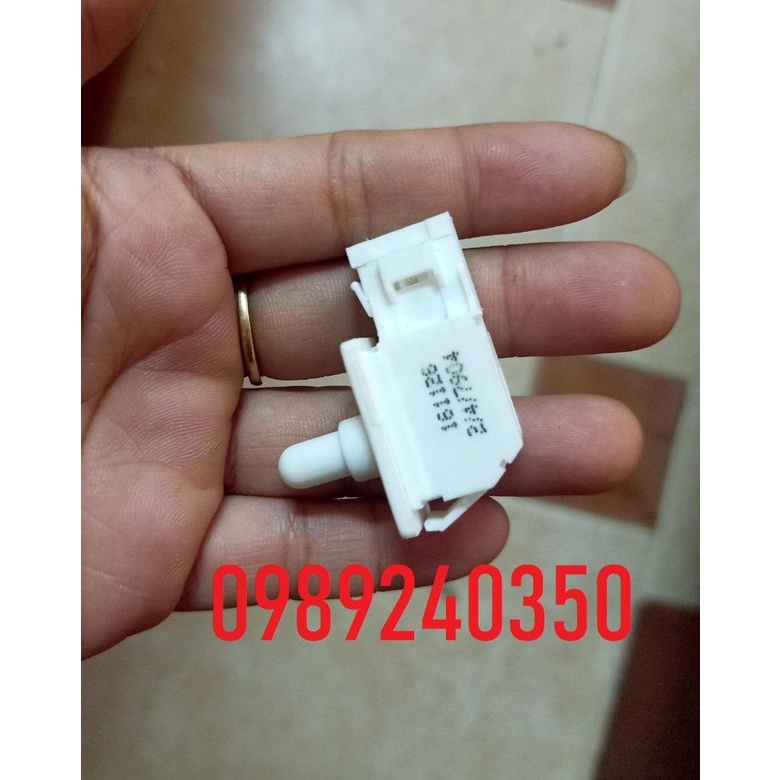 Công tắc cửa tủ lạnh 3 chân loại cài