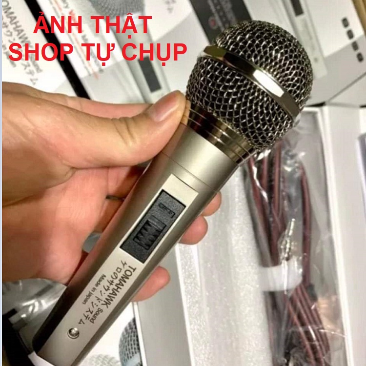 Micro TOMAHAWK Chuyên Hát Karaoke, Made In Japan, Dây Dài 6m, Hút Giọng - Hát Nhẹ - Chống Hú - Khung INOX Chắc Chắn