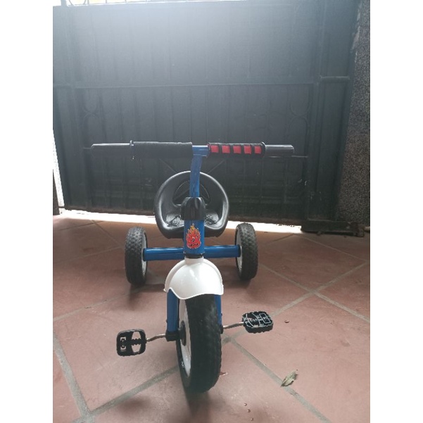 Thanh lý xe ba bánh cho bé