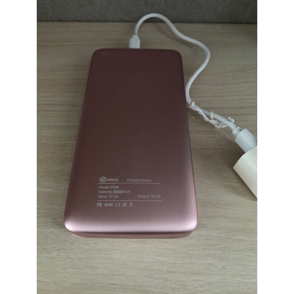 Pin dự phòng TITAN P25 vỏ nhôm 20.000mah  + kèm cáp hàng chính hãng(Tặng mã Freeship Extra toàn quốc)