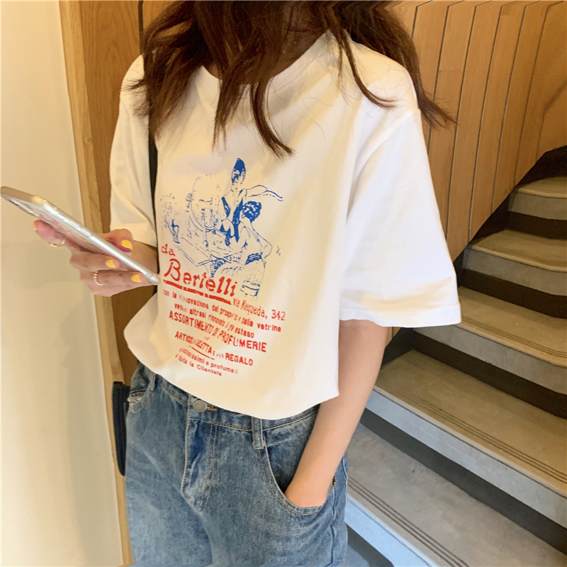 Áo thun tay ngắn dáng rộng phong cách sành điệu cho nữ