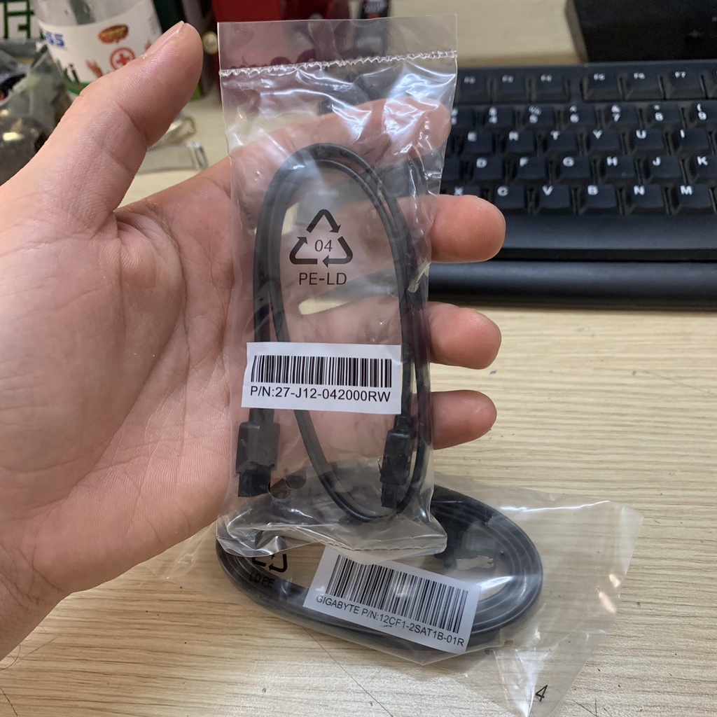 Dây cáp sata 3 2.5 inch bóc máy dùng kết nối ổ cứng máy tính bàn