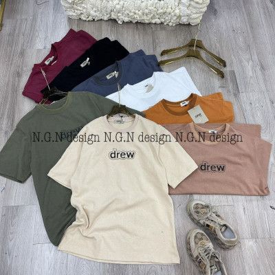 Áo phông nữ dập nổi chữ Dreww