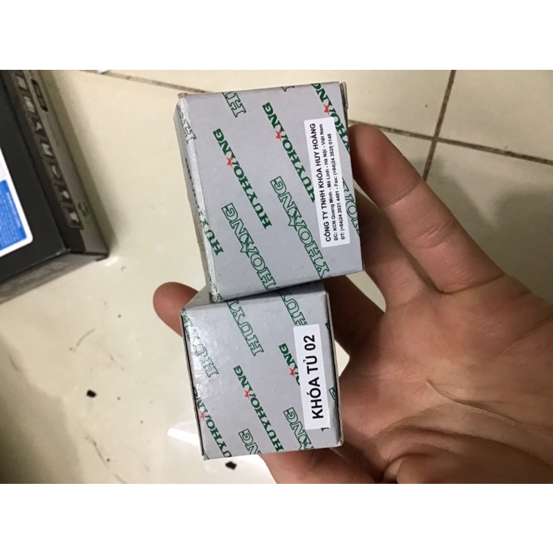 Khoá tủ kính Huy Hoàng mã 02