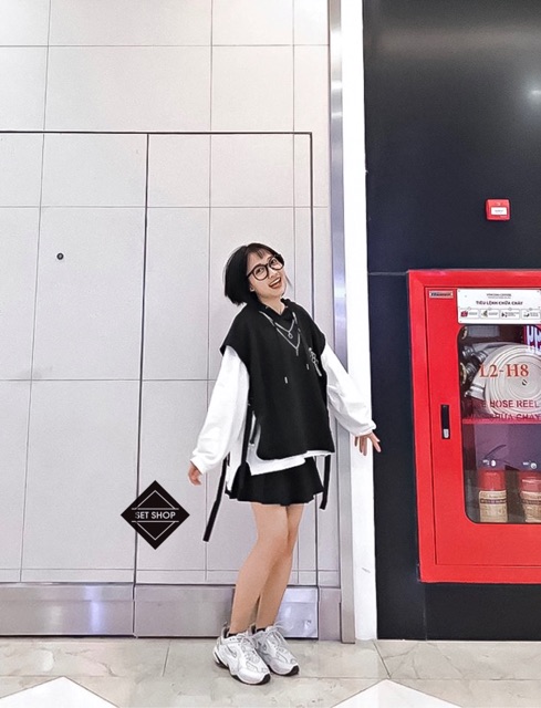 Set hoodie ghile phối sweater full phụ kiện | BigBuy360 - bigbuy360.vn