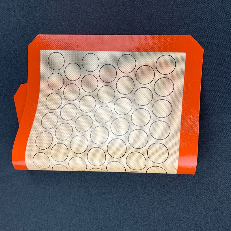 Thảm Nướng Bánh Macaron Bằng Silicone Không Dính