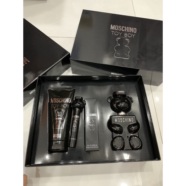 Bộ Set Nước hoa Moschino Toy Boy EDP (gồm 3 món như hình)