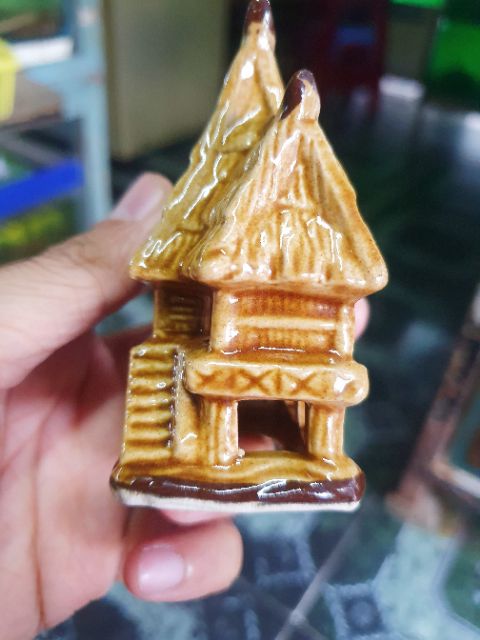 NHÀ LÁ TRÁNG MEN TRANG TRÍ HỒ CÁ NON BỘ 5X4X7CM