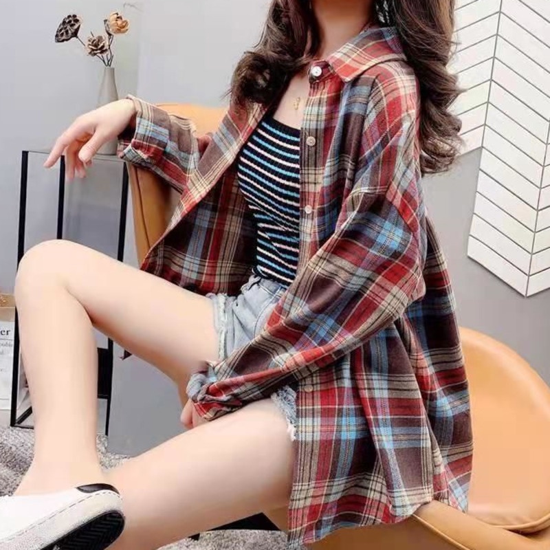 Áo sơ mi RENJIANVSHENG tay dài họa tiết kẻ sọc ca rô màu sắc tương phản phong cách Hong Kong retro thời trang cho nữ