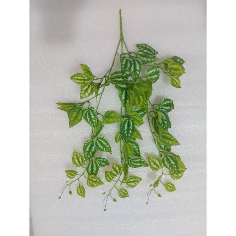 cụm lá giả .trang trí tường xanh.decor.cắm bình hoa
