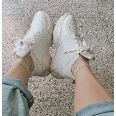 GIÀY SNEAKER THỂ THAO ĐỘN ĐẾ ULZZANG HOT 2020 HAI MÀU TRẮNG, BE