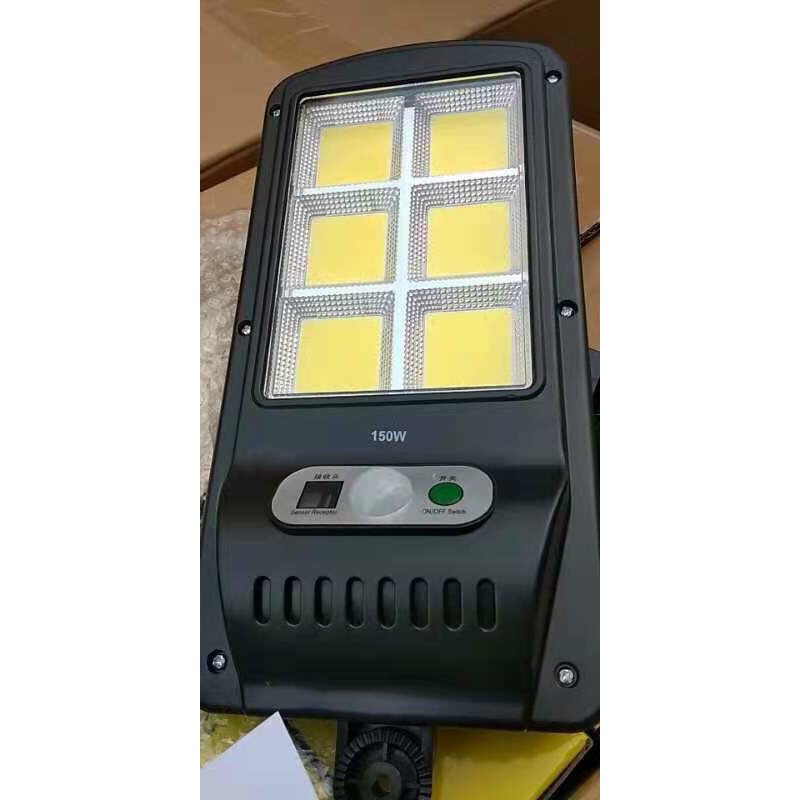 ĐÈN NĂNG LƯỢNG MẶT TRỜI 6 LED TO,KÈM ĐIỀU KHIỂN TỪ XA,CẢM BIẾN CHUYỂN ĐỘNG