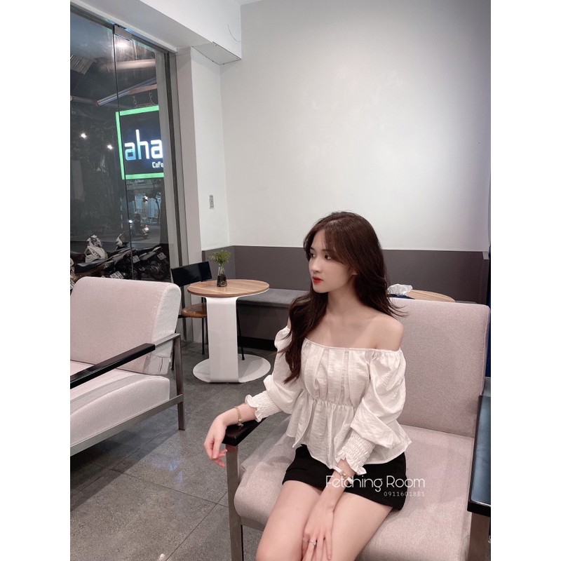 Fetchingroom - Áo trễ vai dài tay chất lụa mát