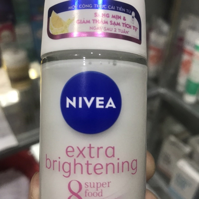 Lăn khử mùi NIVEA Extra Brightening 50ml