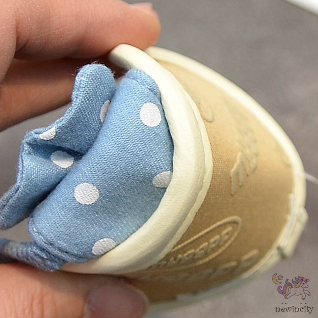 Giày sandal tập đi chống trượt cho bé gái