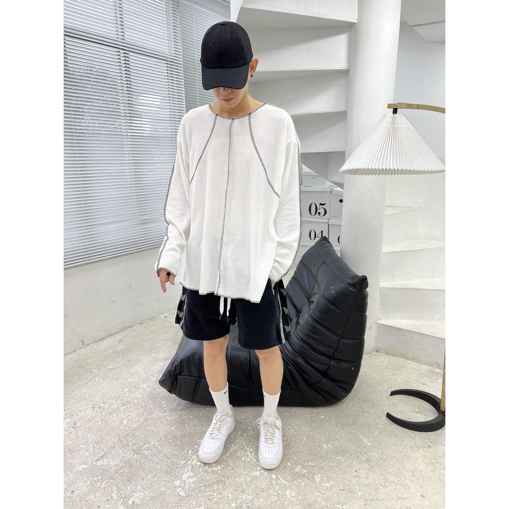 Áo ZOMBIE® Oversew Sweater - White