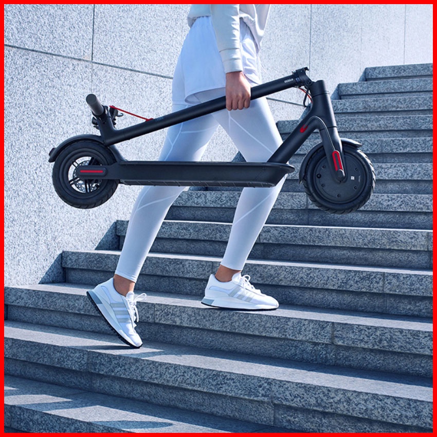 Xe scooter điện M365 bánh lớn 8.5inch, pin Lithium bền bỉ 15km/lần sạc, màn hình điện tử full Led tải trọng 130kg