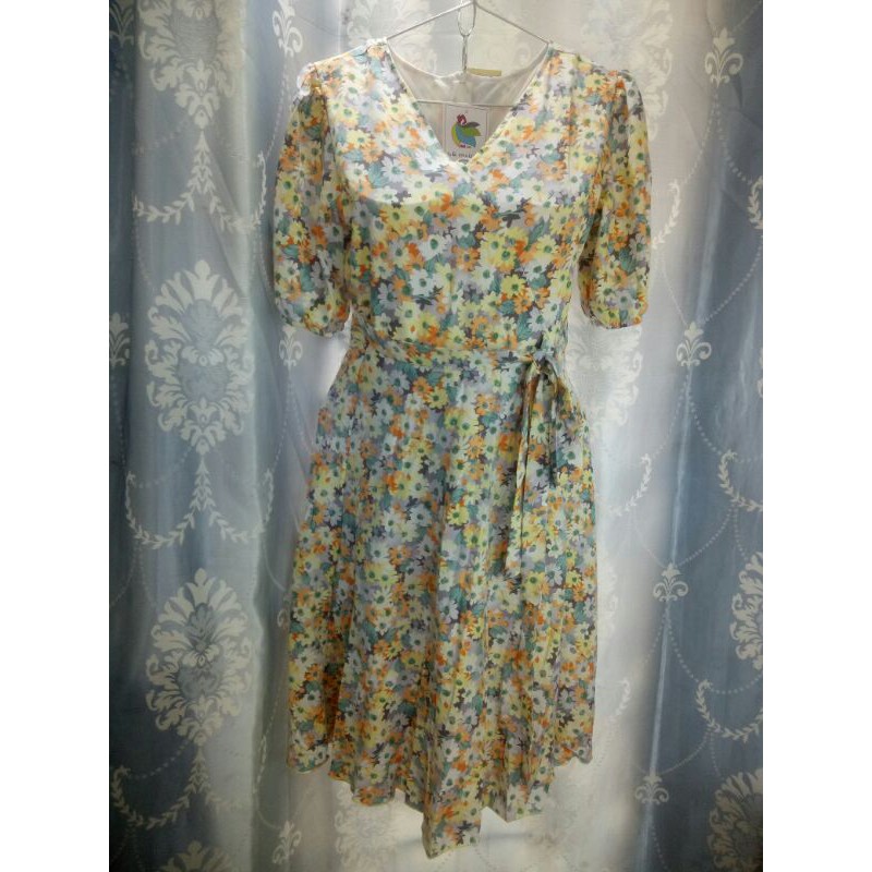 Đầm hoa lụa thắt dây eo tay phồng💕kèm video + hình thật💕 | BigBuy360 - bigbuy360.vn