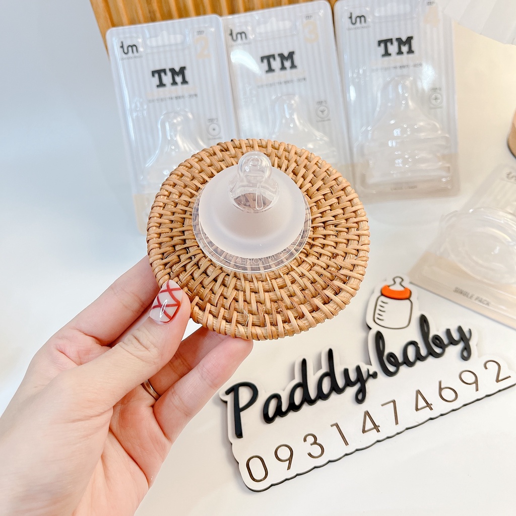 Núm Tovy &amp; Molly Hàn Quốc 2 lỗ thoát khí cho bé - Made in Korea