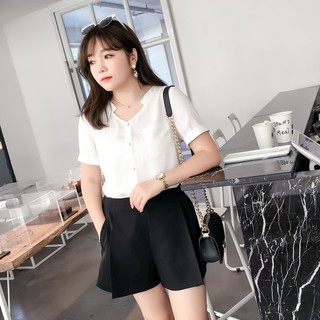 Áo cổ trụ V cho người béo mập