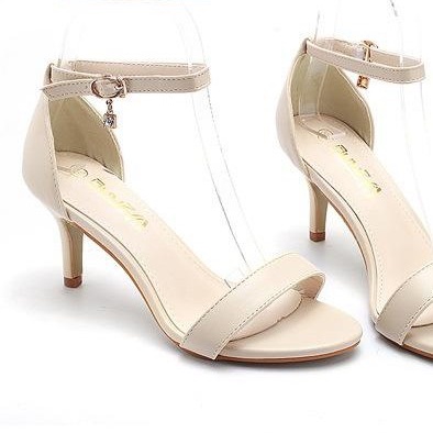 Giày SCANDAL Cao 5CM Gót Nhọn Màu Trắng và Đen MÃ XKS7