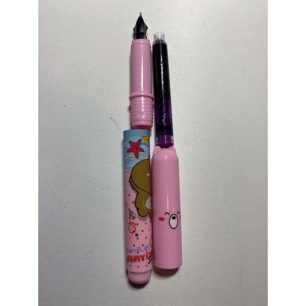 Bút máy sử dụng ống mực FTC-08.