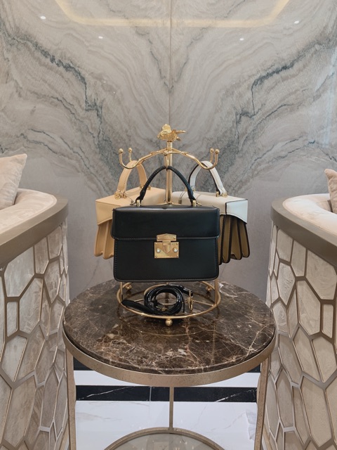 Túi xuất dư CNK dáng hộp hàng đẹp (chat trước khi đặt ạ)