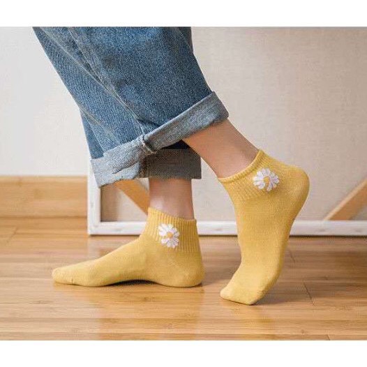Tất/Vớ Nữ Đẹp Cổ Ngắn Hoạ Tiết hoa cúc theo phong cách Hàn Quốc mã 0020