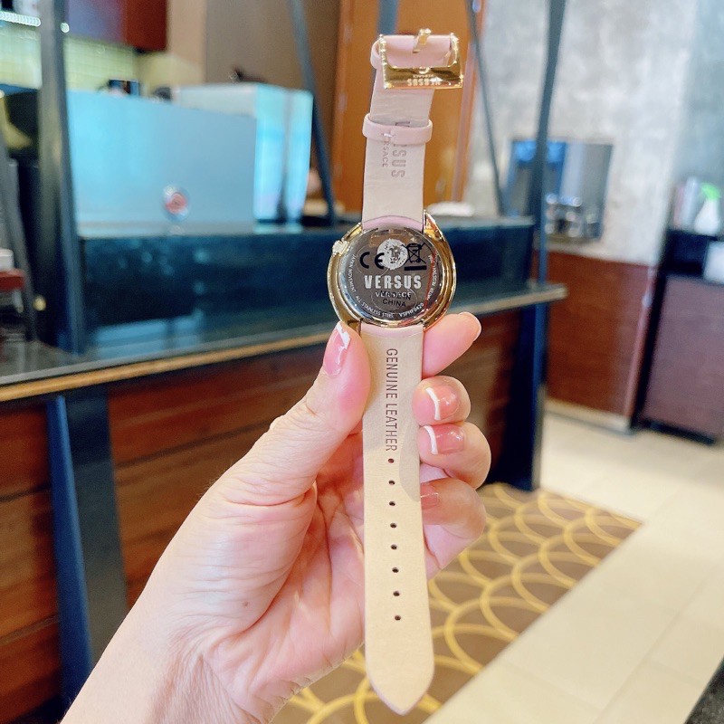 Đồng hồ nữ Versus hồng nude - mẫu mới siêu đẹp - Case 38mm, kính sapphire