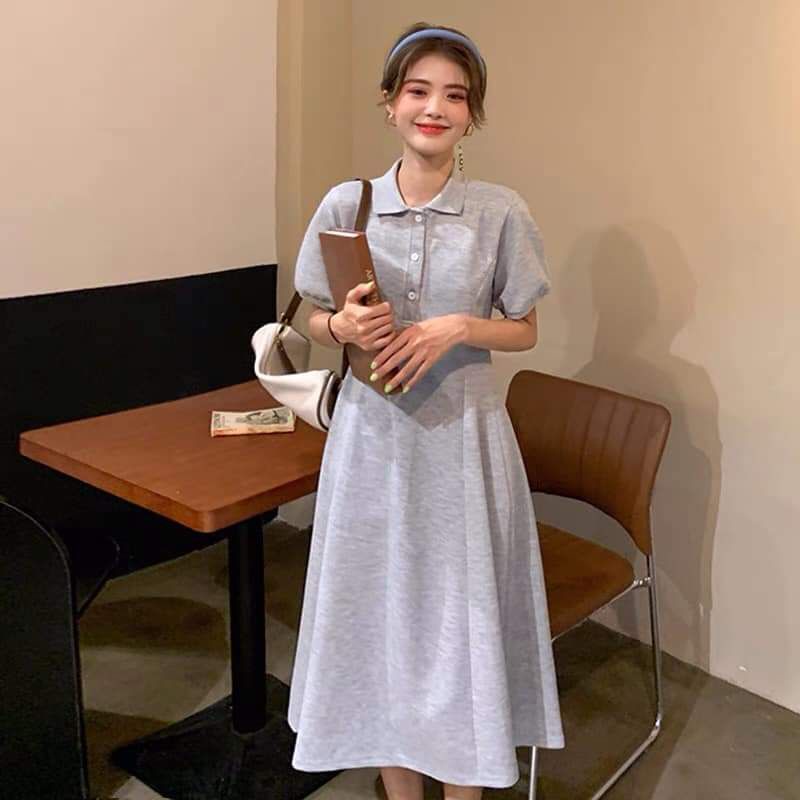 Váy Cổ Đức Tay Bồng