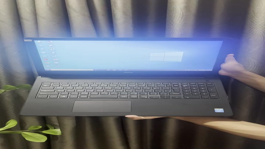 Laptop DELL vostro 3558 mới 99% Game Giải Trí Tốt Core I5 5005u ổ SSD 128G Cực Nhanh | BigBuy360 - bigbuy360.vn