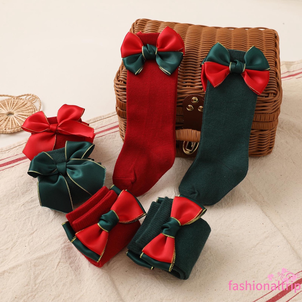 Set 2 đôi vớ dài trung bình đính nơ trang trí Giáng Sinh cho bé trai bé gái 0-4 tuổi