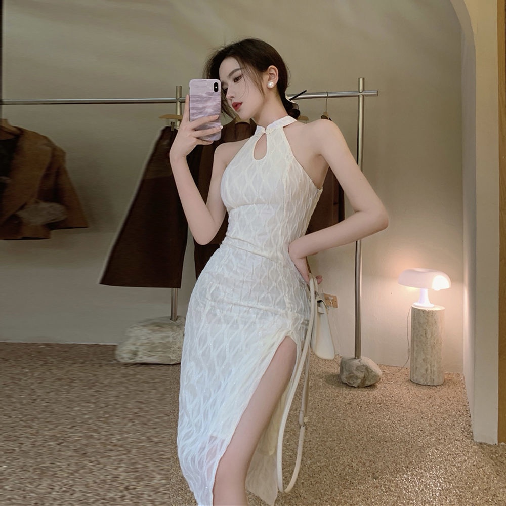 Đầm sườn xám dáng dài xẻ tà cho các nàng thích phong cách gợI cảm
