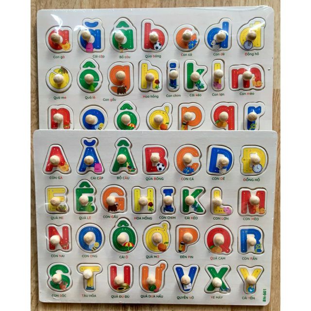 Bảng chữ Tiếng Việt có núm cầm tiêu chuẩn Giáo dục 23*30cm