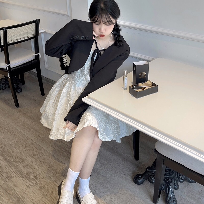 Đầm 2 dây dáng xoè. Váy 2 dây chất gấm tafta siêu sang chảnh cho các buổi tiệc phong cách nữ tính