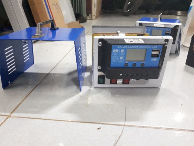 Vỏ thùng combo máy phát điện mặt trời