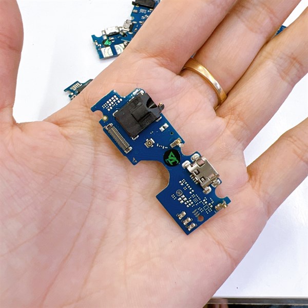 Cụm sạc Asus Zenmax Pro M2