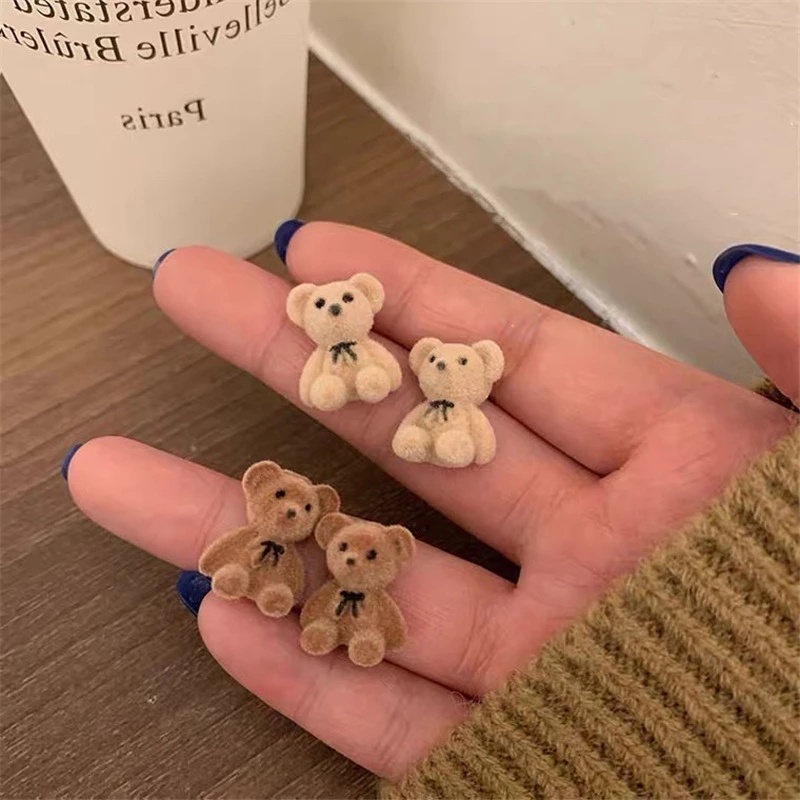 1 đôi bông tai hình nơ/gấu dễ thương phong cách Hàn Quốc