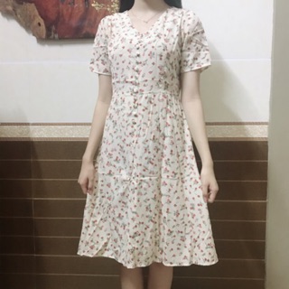 Váy hoa nhí vạt chéo vintage