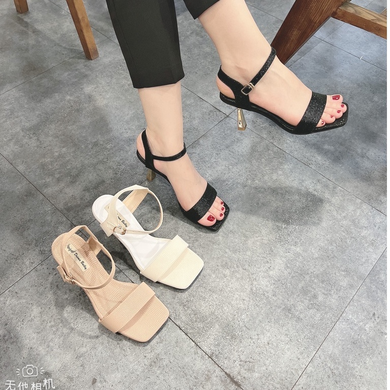 Giày sandanl nữ cao gót nhọn hở mũi cao 5 cm - DSD101