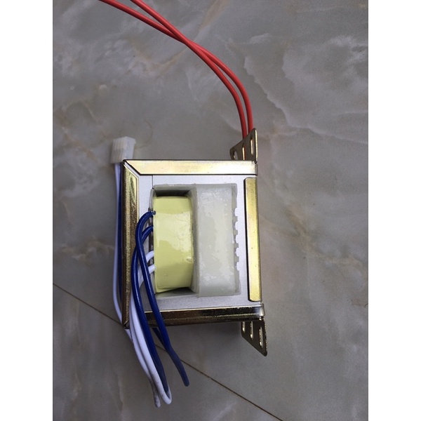 Biến áp cách ly 220 VAC , 50 - 60Hz , áp ra 150 VACvà 20VAC